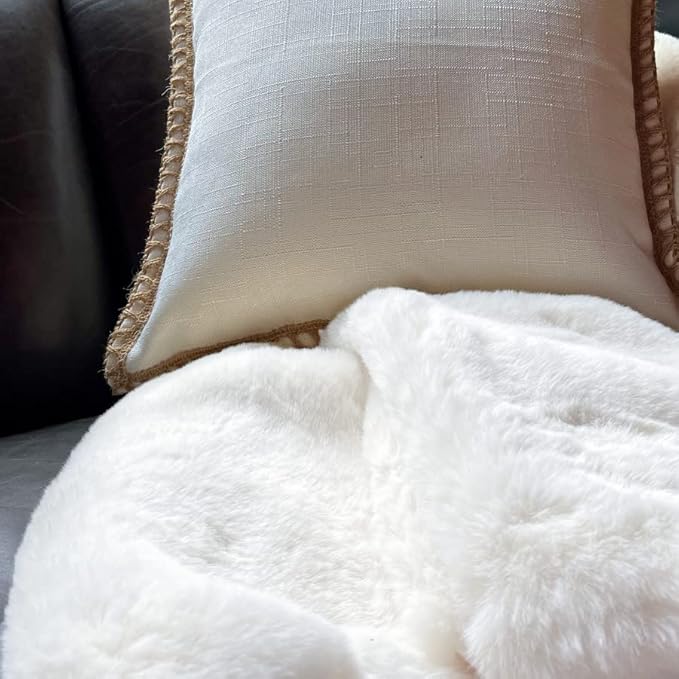 White Washable Furry Area Rug Runner Faux Bunny Fuzzy Fur Rugs for Bedroom Living Room 2x6 Rug Runners for Hallways Room Décor