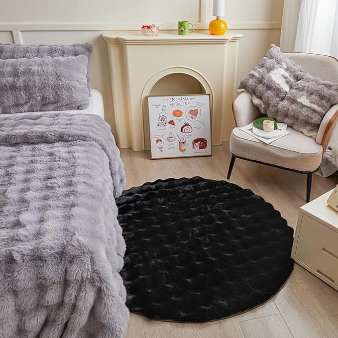 chovy Black Round Faux Fur Area Rug, 4'X4', Modern Style, Machine Made, Grid Pattern, 2 Inch Pile Height, Indoor Use Only
