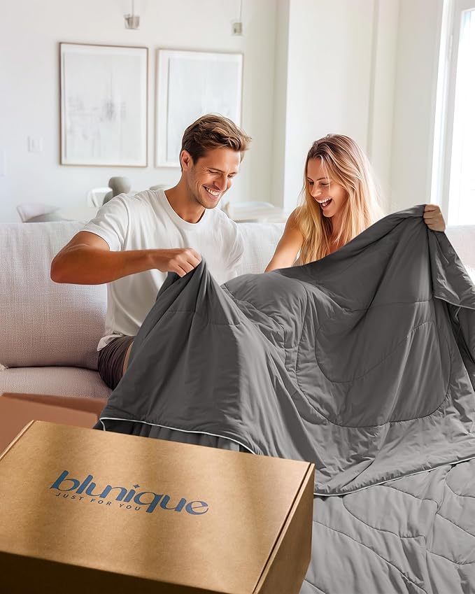 Cooling Comforter King Size, Breathable Blanket for Hot Sleepers & Night Sweats, Q-Max>0.46 Tech, Summer Lightweight & Skin-Friendly Bedding,106"x97", Grey