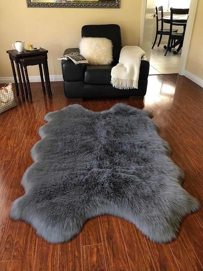 Free Shape Luxury Soft Fluffy Shag Area Rug Single Quarto 4 Pelts 4'x6',120x180 cm - Vegan Fur Ultra Soft Indoor Carpet Nursery Rugs for Bedroom Home Decor, Dark Grey