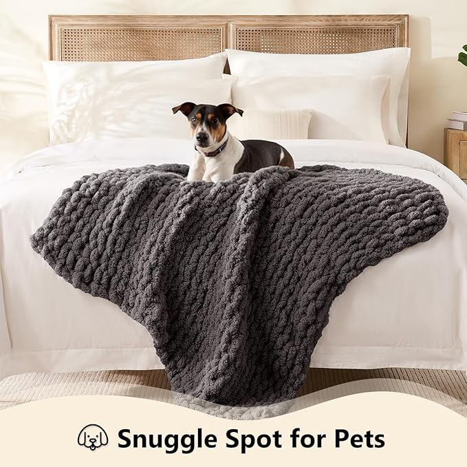 L'AGRATY Chunky Knit Blanket Throw - Soft Throw Blanket 40x50: 100% Hand Kintted Chenile Crochet Throw Blanket for Couch - Large Cable Knit Blanket for Home Decor (Dark Grey)