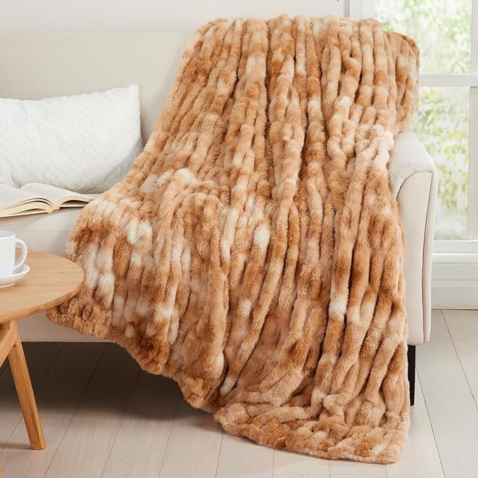 Springtree Home | Luxury Plush Throw Blanket | Beige Throw Blanket | The Perfect Blanket for Couch Year Round | Faux Fur Fluffy Fleece Blanket | Lily Collection - Caramel Swirl