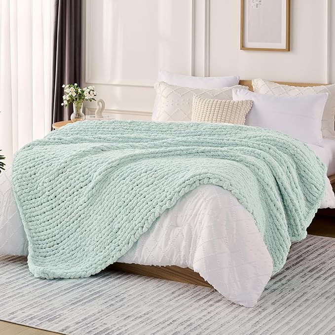 L'AGRATY Chunky Knit Blanket Throw: 60''x80'' Chenille Chunky Knitted Throw Blanket for Bed Couch - Handmade Thick Big Cable Knit Blanket - Large Crochet Rope Blanket for Home Decor(Mint Green)