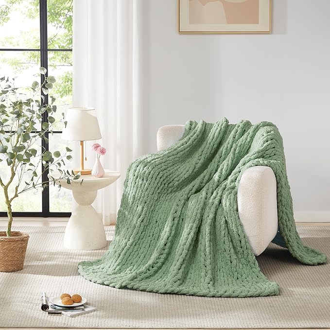 L'AGRATY Chunky Knit Blanket Throw - Soft Throw Blanket 60x80: 100% Hand Kintted Chenile Crochet Throw Blanket for Couch - Large Cable Knit Blanket for Home Decor (Sage Green)