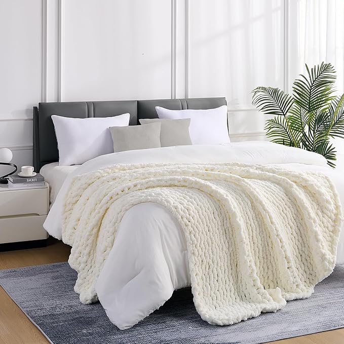 L'AGRATY Chunky Knit Blanket Throw: Soft Chenille Yarn Throw Blanket 60x80 - Handmade Thick Cable Crochet Blanket - Large Chunky Rope Throw Blanket for Couch Sofa Bed Home Decor(Cream White)