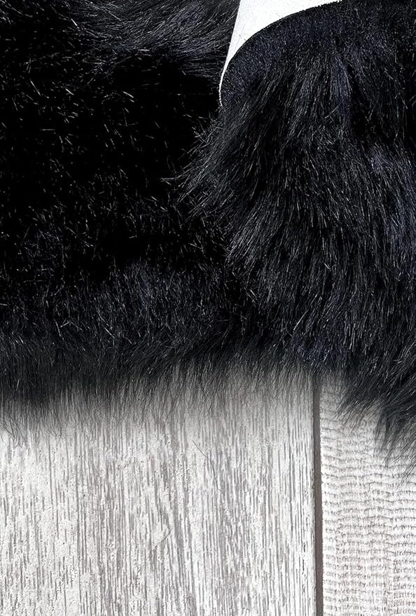 Free Shape Luxury Soft Fluffy Shag Area Rug Single Quarto 4 Pelts 4'x6',120x180 cm - Vegan Fur Ultra Soft Indoor Carpet Nursery Rugs for Bedroom Home Decor, Black