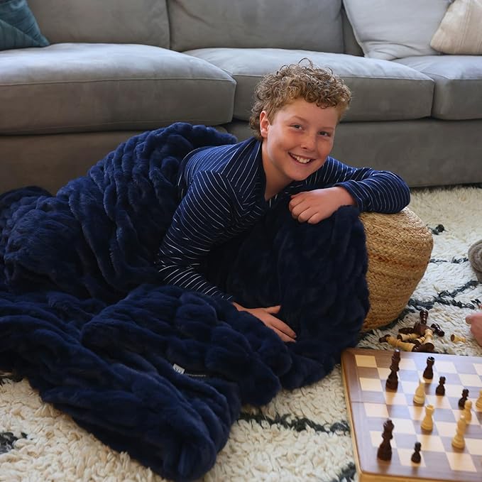 Minky Designs Midnight Horizon Minky Blanket – Ultra Soft Faux Fur Throw Blanket for Couch, Bed & Home – Fluffy, Warm & Luxurious – Chic Collection (Small, 30x36)