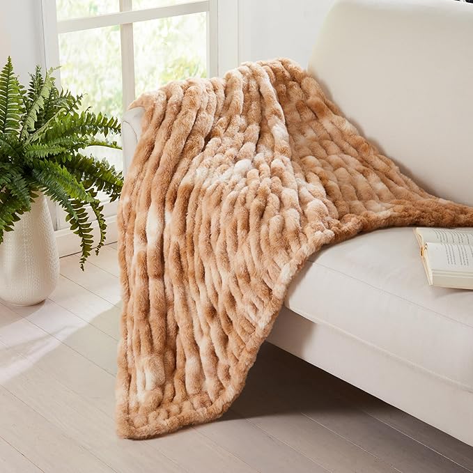 Springtree Home | Luxury Plush Throw Blanket | Beige Throw Blanket | The Perfect Blanket for Couch Year Round | Faux Fur Fluffy Fleece Blanket | Lily Collection - Caramel Swirl