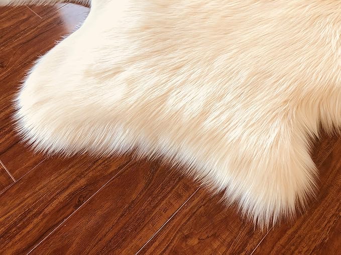 Free Shape Luxury Soft Fluffy Shag Area Rug Decto 10 Pelts 6'x10', 180x300cm - Vegan Fur Ultra Soft Indoor Carpet Nursery Rugs for Bedroom Home Decor, Cream