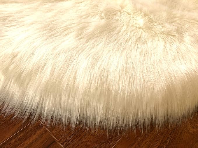 Free Shape Luxury Soft Fluffy Shag Area Rug Decto 10 Pelts 6'x10', 180x300cm - Vegan Fur Ultra Soft Indoor Carpet Nursery Rugs for Bedroom Home Decor, Cream
