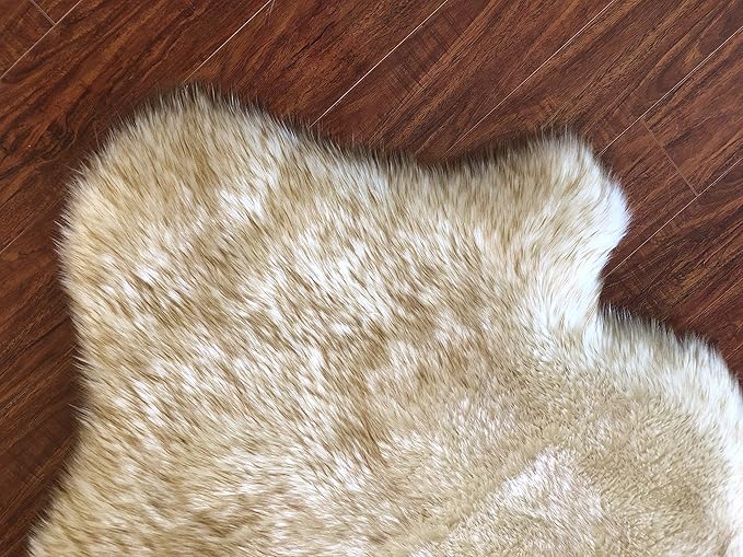Free Shape Luxury Soft Fluffy Shag Area Rug Sexto 6 Pelts 6'x6',180x180 cm - Vegan Fur Ultra Soft Indoor Carpet Nursery Rugs for Bedroom Home Decor, White with Brown Tips